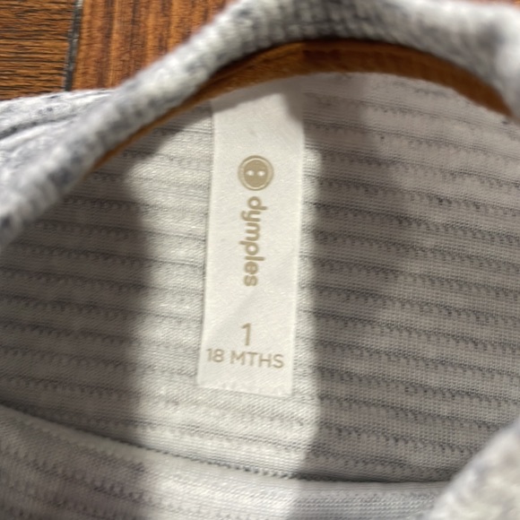 size 1 sweaters bundle - Picture 3 of 6